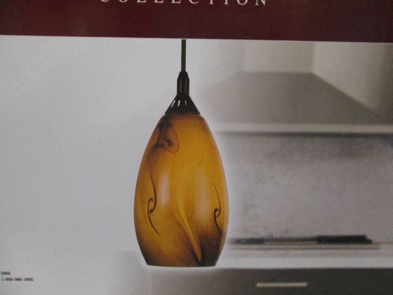 lot 258 image: 2 Home Decorators leopard swirl pen...