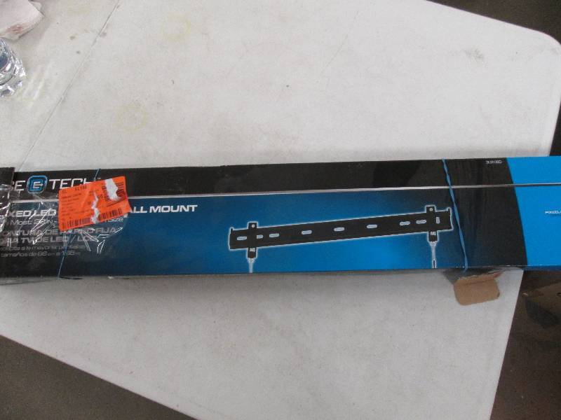 lot 38 image: CE E TECH fixed LEDLCD tv wall mou...