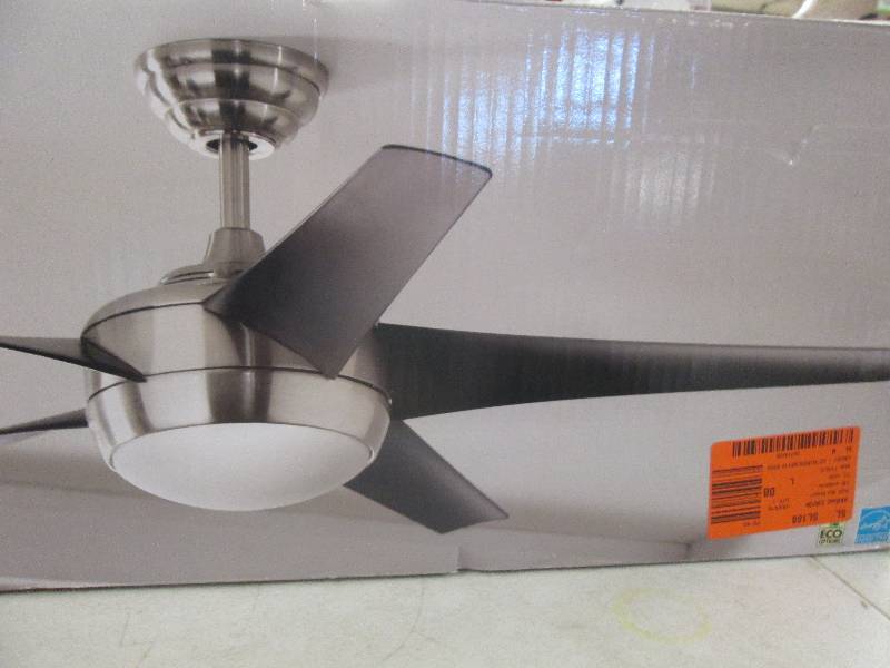 lot 58 image: 52 windward IV ceiling fan open bo...
