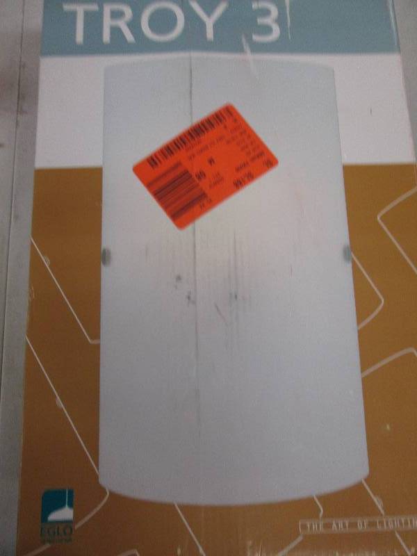 lot 73 image: troy 3, indoor light open box...