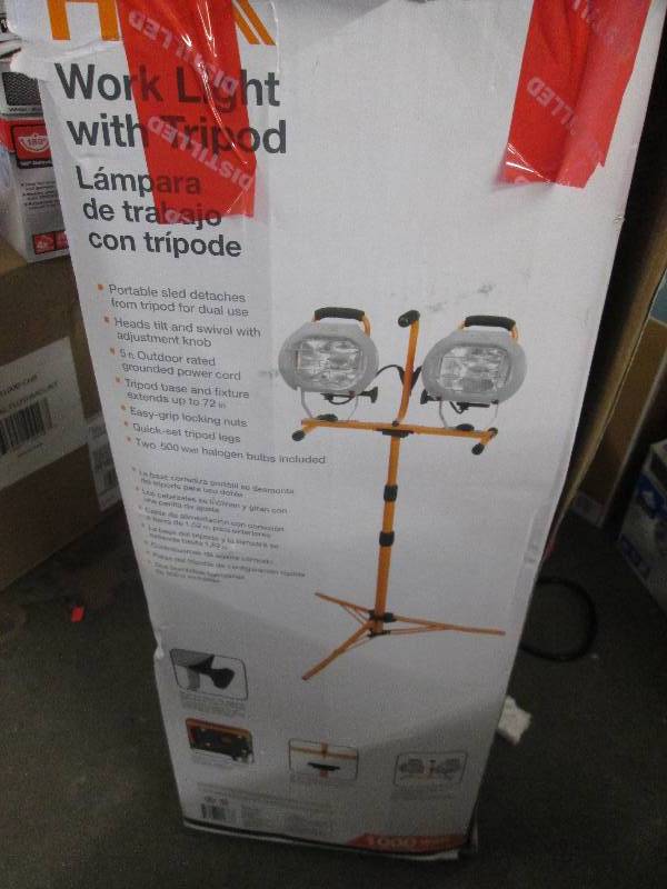 lot 112 image: HDX dual work light with tripod ope...
