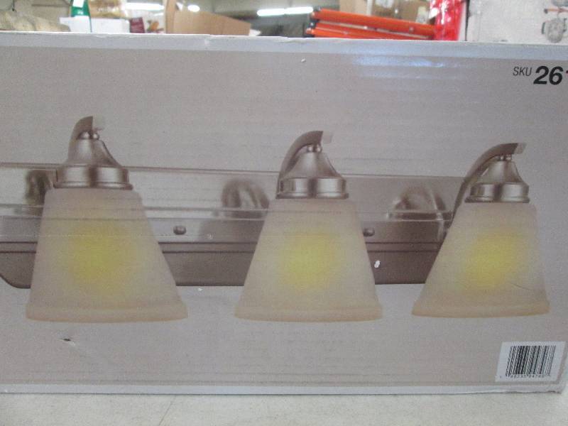lot 134 image: Hampton bay bath bar 3-light brushe...