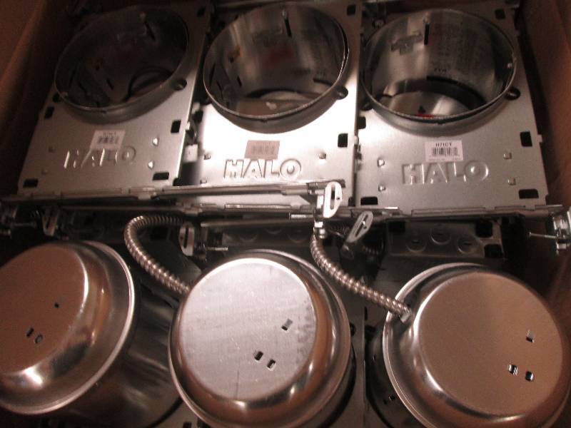 lot 182 image: Halo 6 recessed lighting housings ...