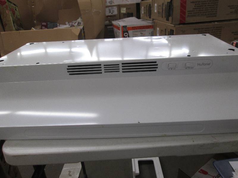 lot 192 image: White Nutone 30 basic economy rang...