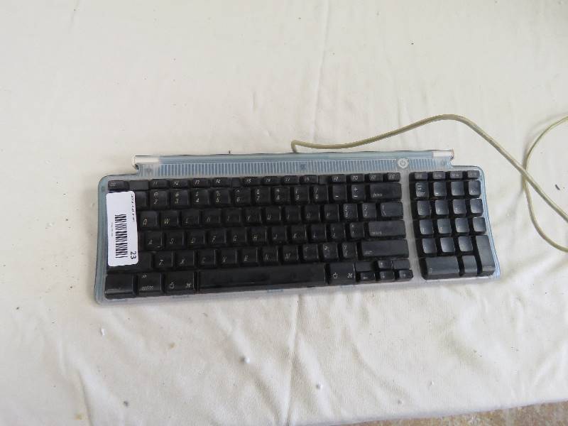 Vintage Apple Keyboard