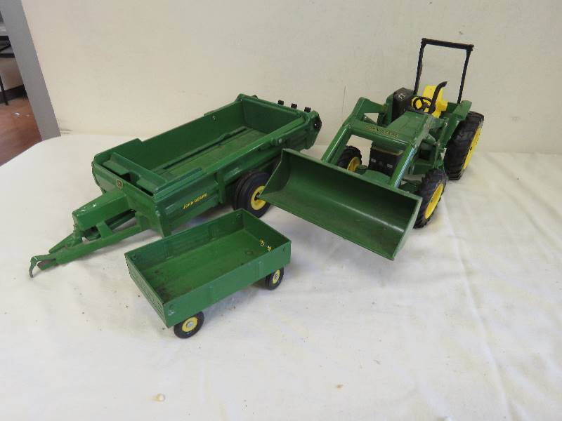 John Deere lot