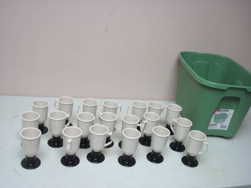 lot 16 image: Lot Of Continental Plastic Coffee Cups, Used, May Show Some Wear