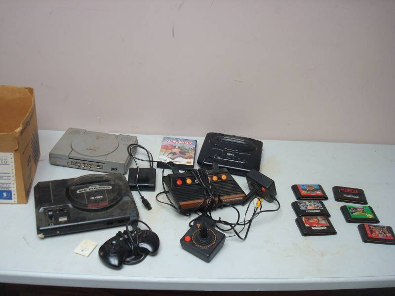 lot 17 image: Lot Of Video Game Items, Sega, Untested, Dusty, Atari Is A Flashback, As Is