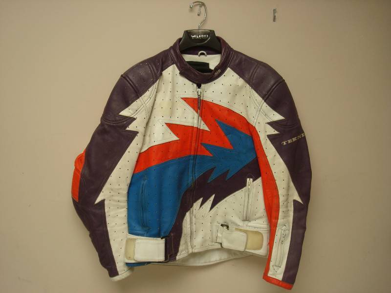 lot 80 image: TEKNIC Leather Motorcycle Jacket, Used, Some Wear, Size 4656