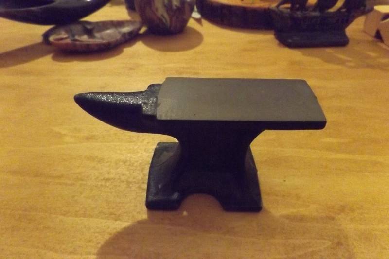Miniature Anvil