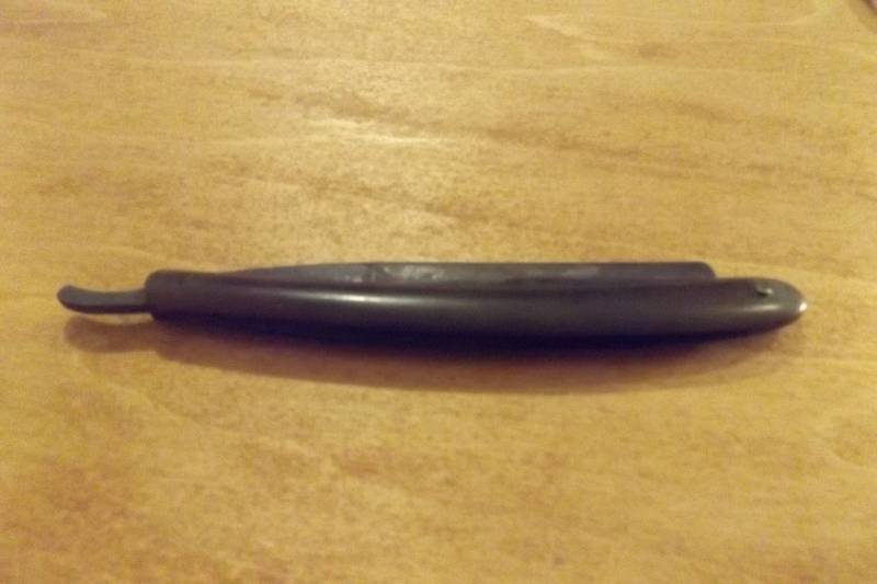 Old Straight Edge Razor