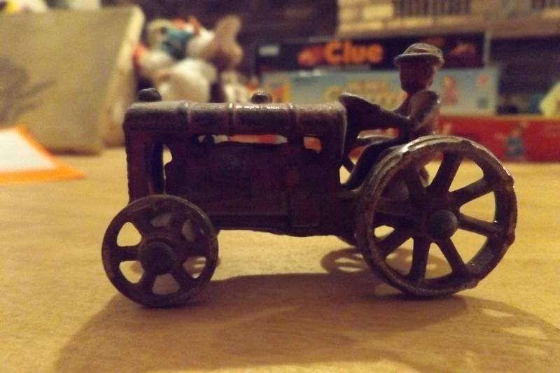 Cast Iron Tractor and Cannon