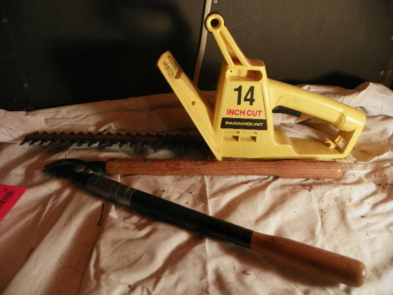 Paramount Hedge Trimmer