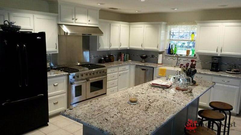 NEW STAINLESS STEEL 48 IN NA GAS RANGE HRG4808U