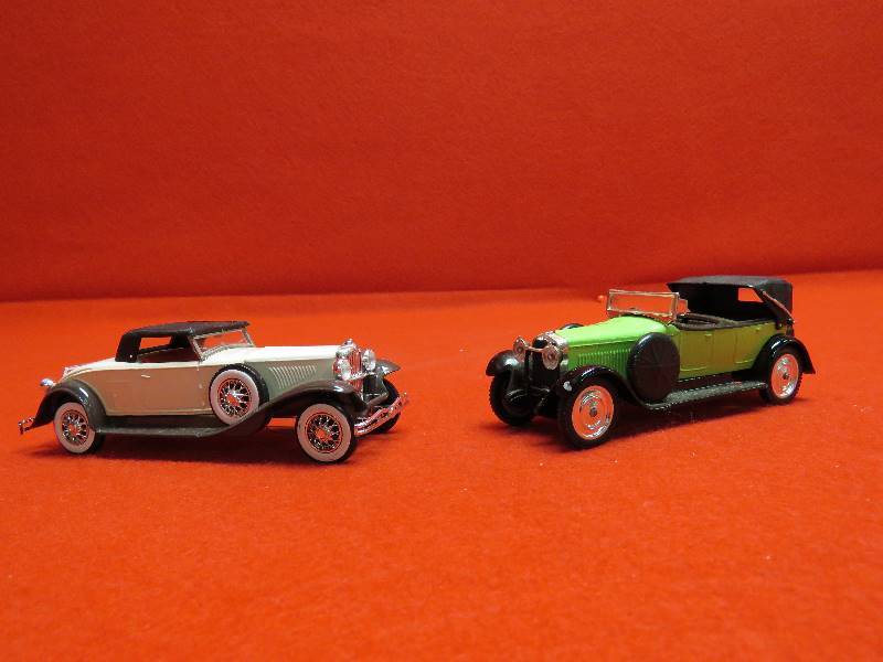 lot 17 image: Vintage Cars