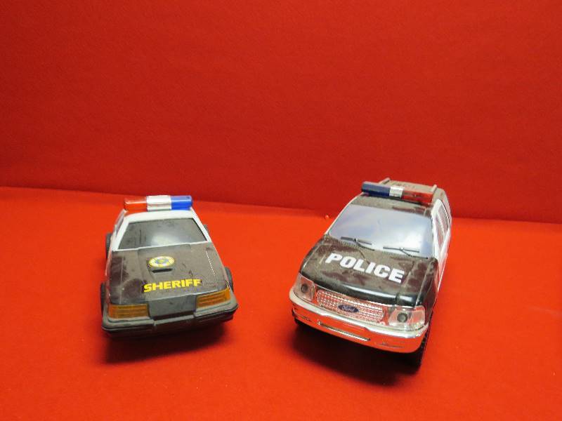 lot 34 image: Vintage Police Cars