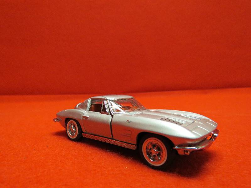 lot 38 image: Franklin Mint Collectible