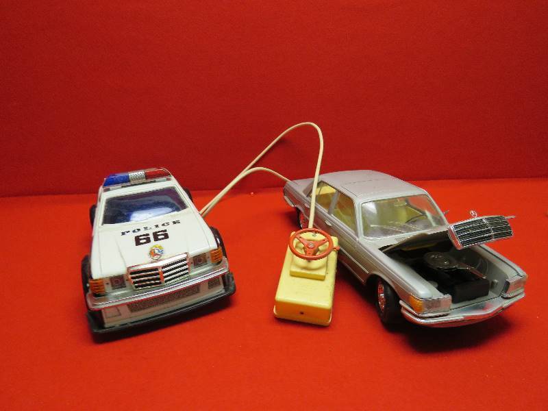 lot 46 image: Vintage Cars