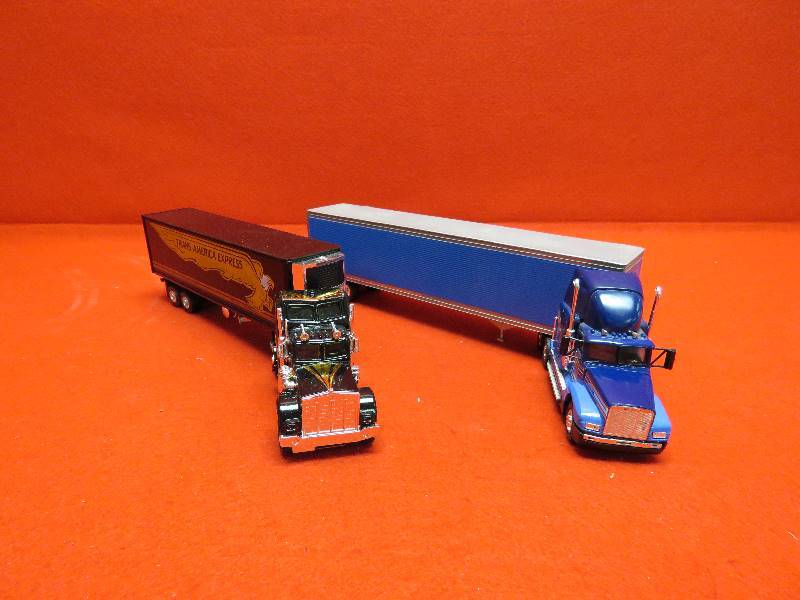 lot 102 image: Collectible Semis