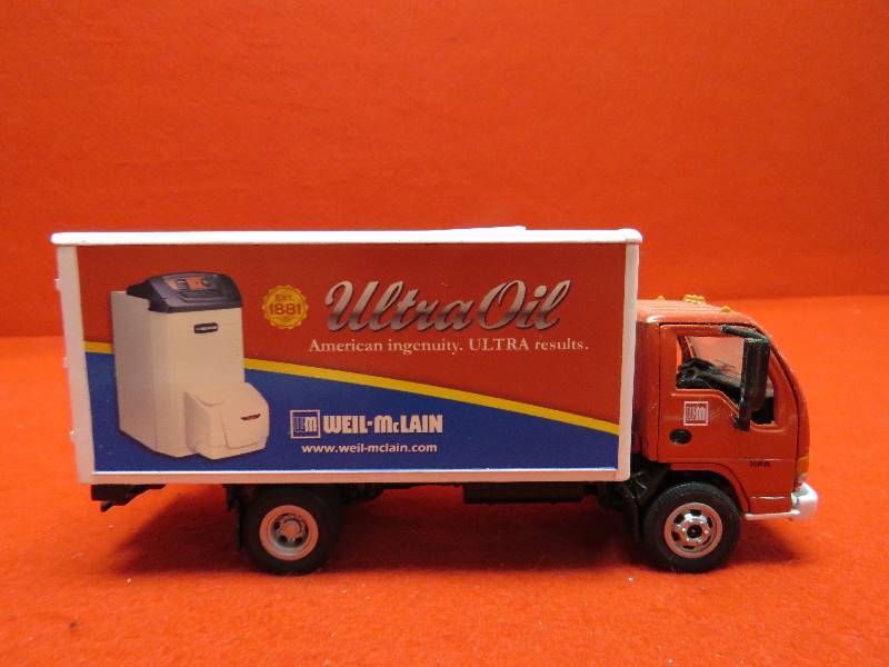 lot 135 image: Collectible Racing Champions Truck