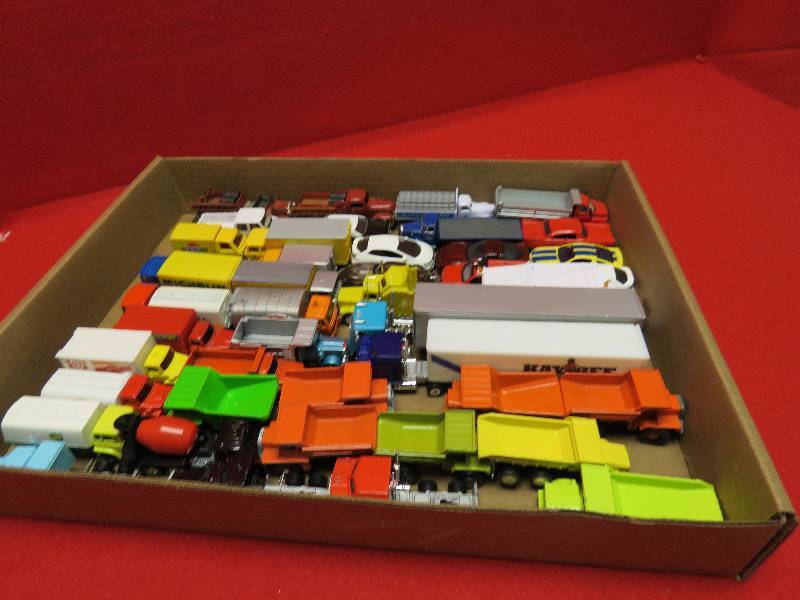 lot 152 image: Collectible cars