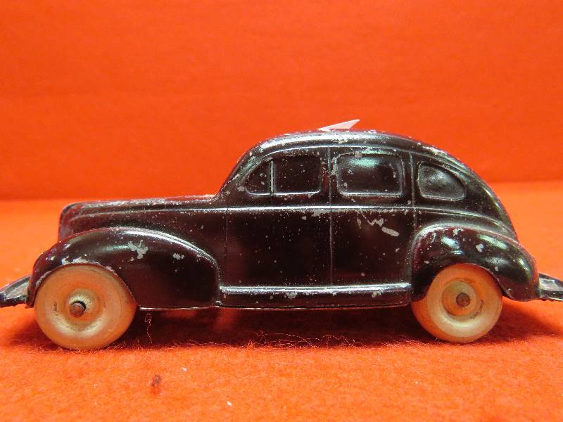lot 153 image: Metal Coin Bank