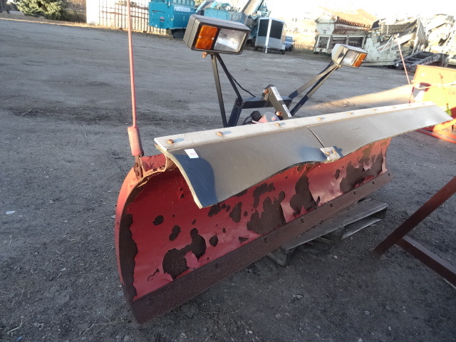 lot 270 image: 8 Foot Western Unimount Snow Plow.