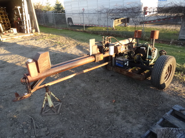 lot 290 image: Homemade Log Splitter. Onan Model