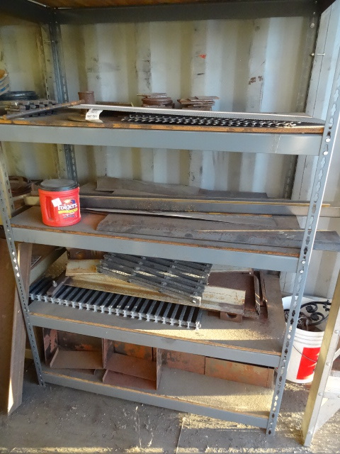 lot 295 image: Contents of Shelving Unit, No Shelf