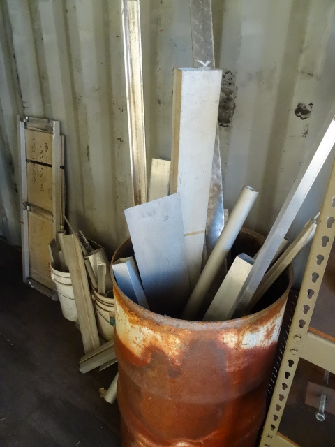 lot 298 image: Misc Aluminum Pieces Mostly Cut Offs