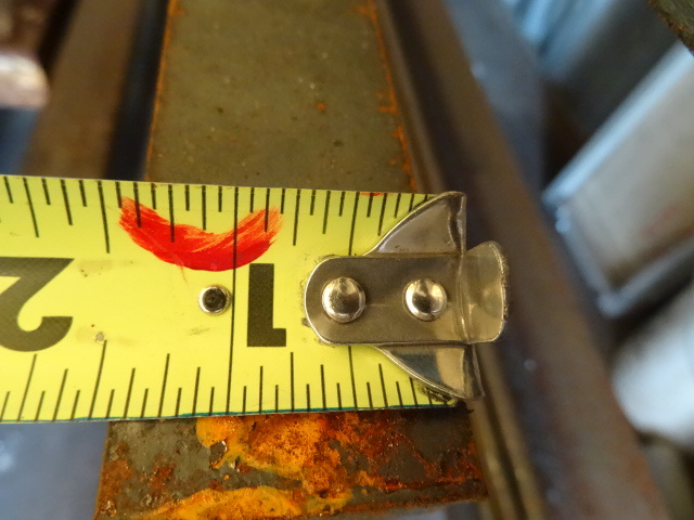 lot 318 image: Angle Iron and Flat Stock
