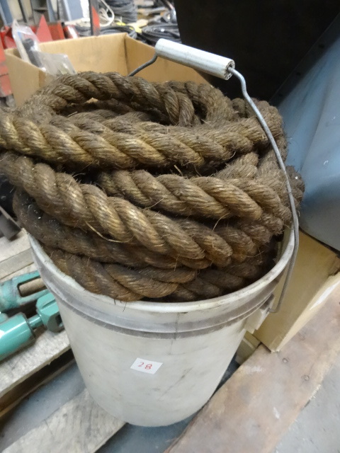 lot 28 image: 5 Gal. Pail of 1 Rope