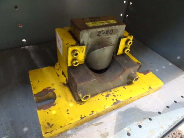 lot 43 image: Pipe Notcher 2 Schedule  40 Pipe