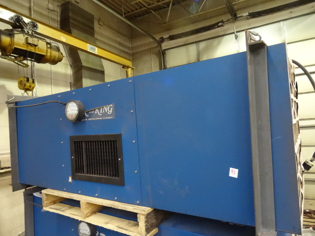 lot 84 image: Air King Shop Air Cleaner