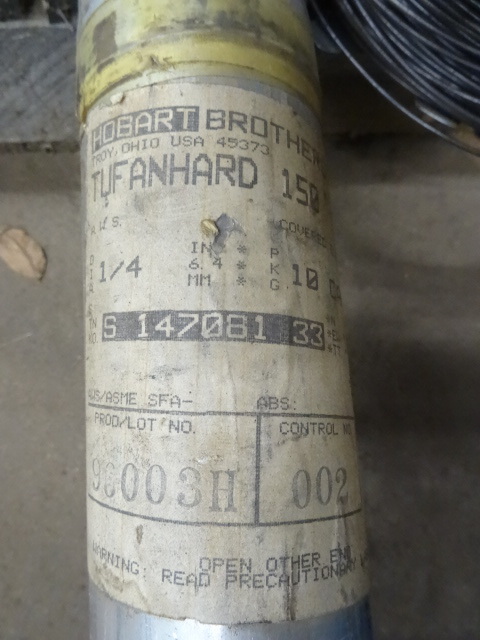 lot 92 image: Hobart Welding Rods 14 Tufanhard