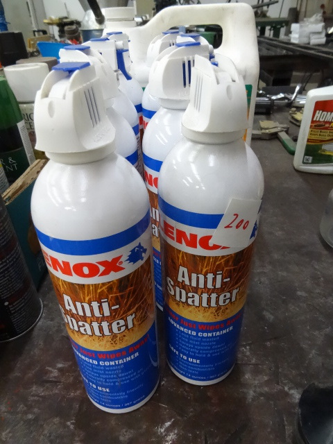 lot 200 image: 8 Cans of Lenox Anti Spatter