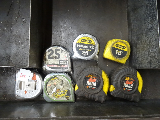 lot 202 image: Misc Tape Measurers