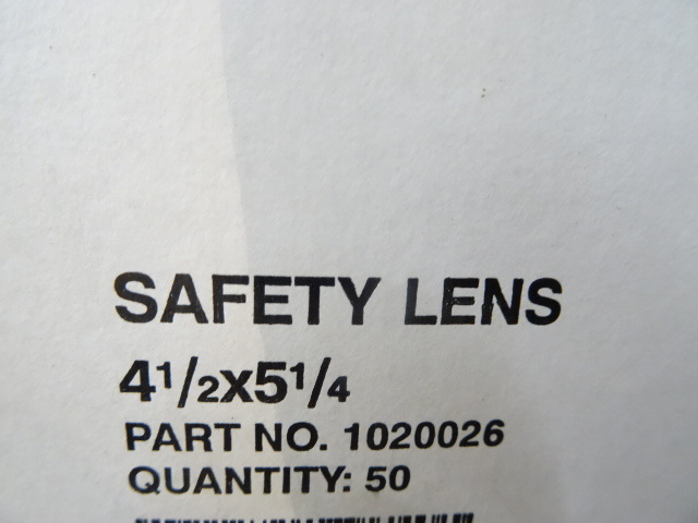 lot 204 image: Safety Lenses 4 12 X 5 12 Approx 75