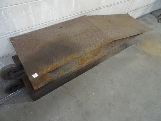 lot 210 image: 2 Heavy Duty Truck Ramps Wheel