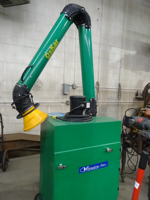 lot 212 image: Ventaire Inc Portable Filtering Unit