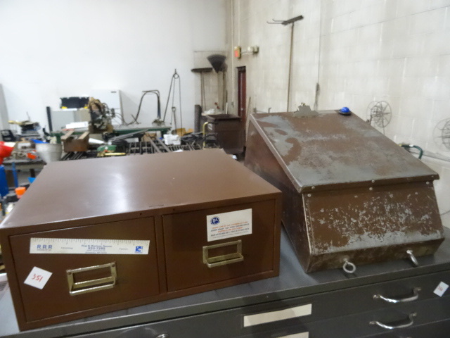 lot 351 image: Two Drawer Metal Cabinet 18 X 16 X 7