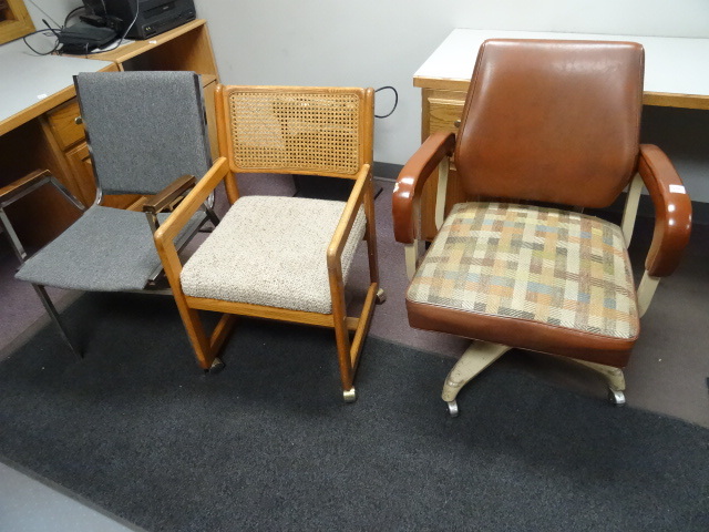 lot 398 image: 3 Office Chairs