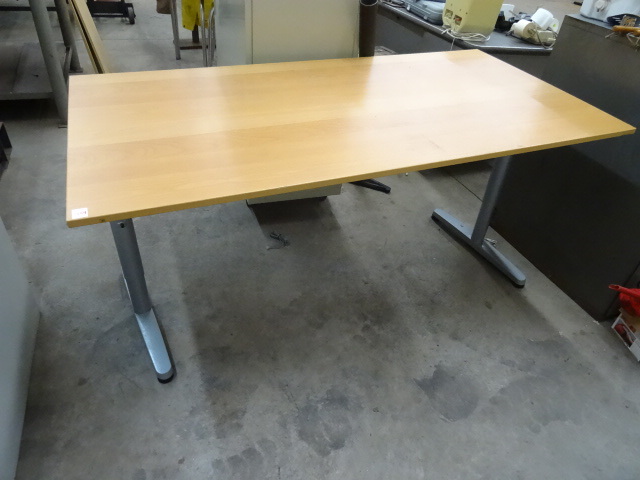 lot 409 image: Metal Framed Table 63 X 32 X 30