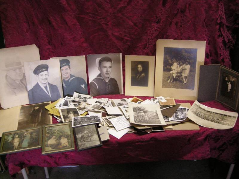 lot 40 image: Antique and Vintage Photos