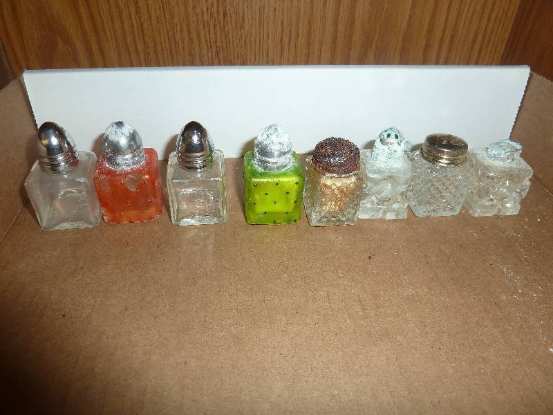 VintageCollectible Small Salt & Pepper Shakers