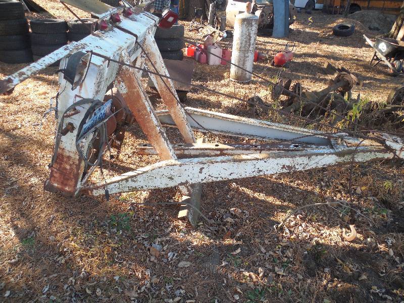 lot 7 image: TOW TRUCK WRECKER BOOM