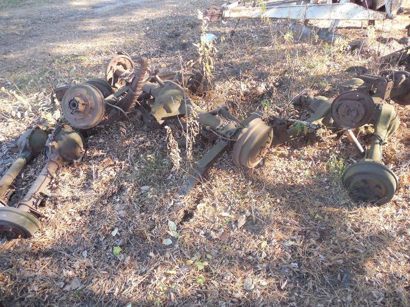 lot 20 image: ASSORTMENT PILE REAR ENDS