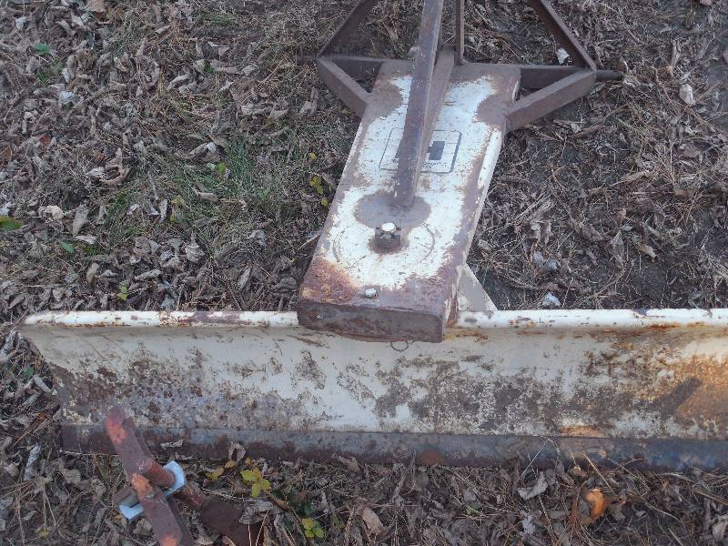lot 27 image: THREE POINT BACK BLADE