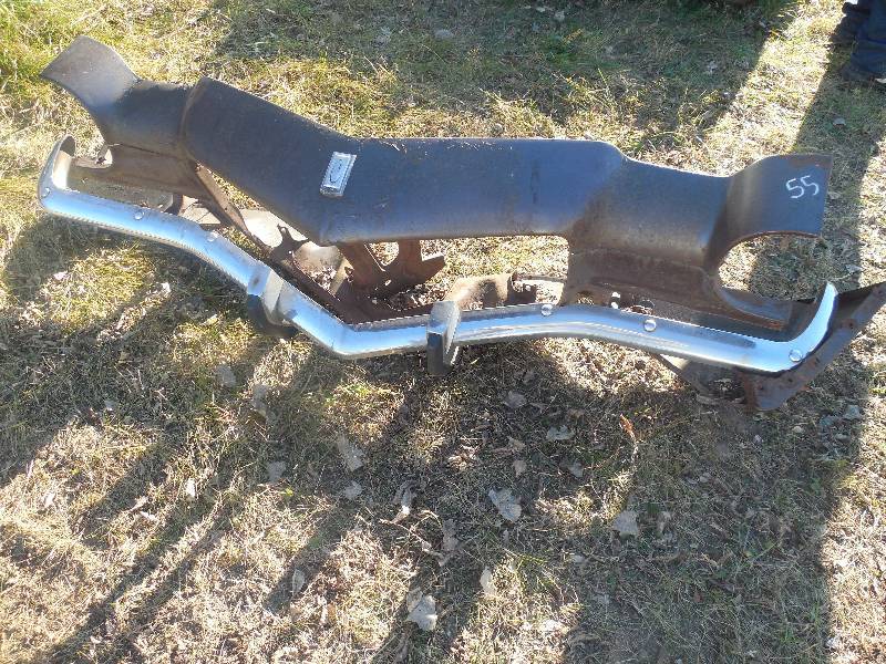 lot 55 image: 60S CAMERO FRONT ASSEMBLY