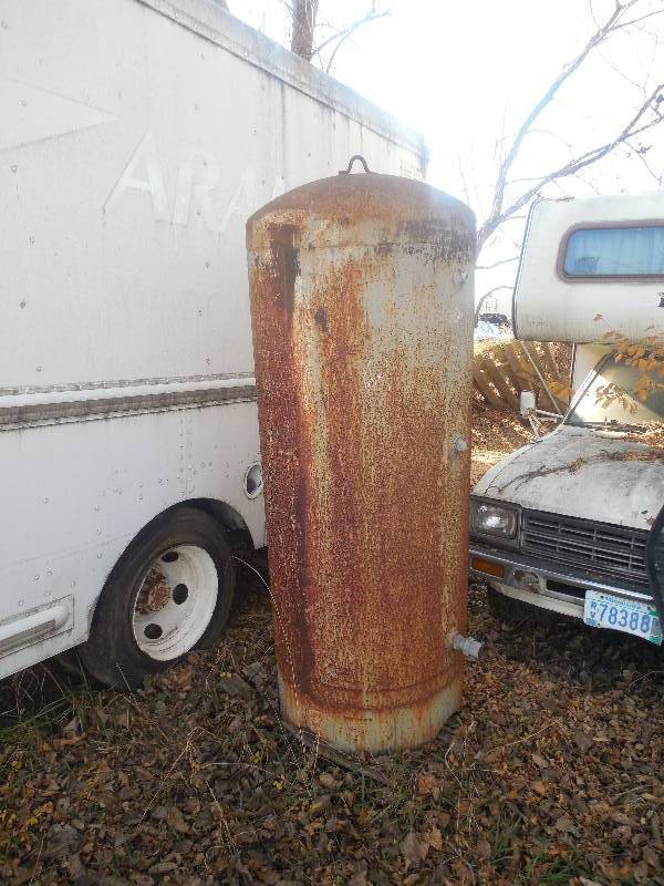 lot 64 image: BIG STORAGE TANK